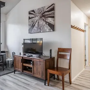 Summit #256 - Floor Summit 1 Bedrm 1 Bathrm Just Steps Too Little Eagle Sleeps 4 Apartment Mammoth Lakes
